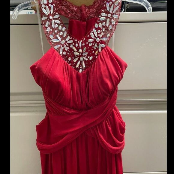Prom/Formal Dress - Picture 1 of 8